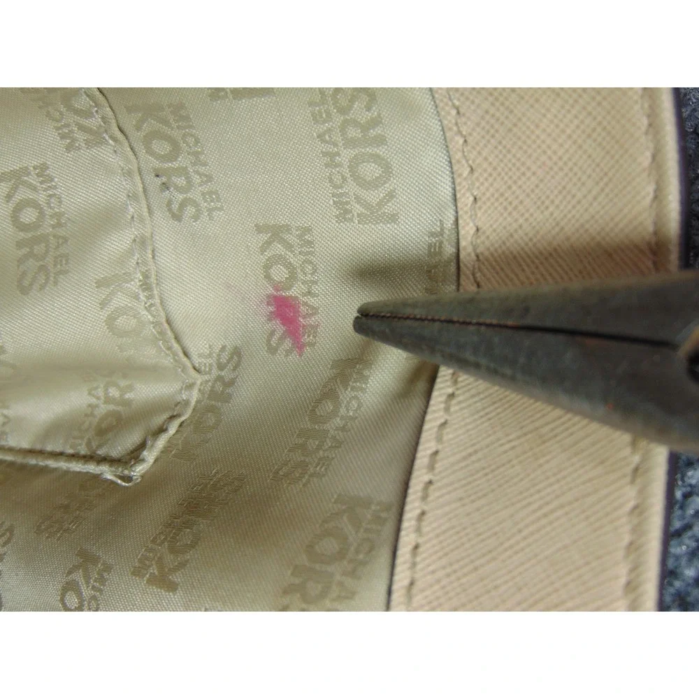 Michael Kors Bedford Crossbody Bag Tan Pebble Leather 38S7XBFM2L‎ Flaw